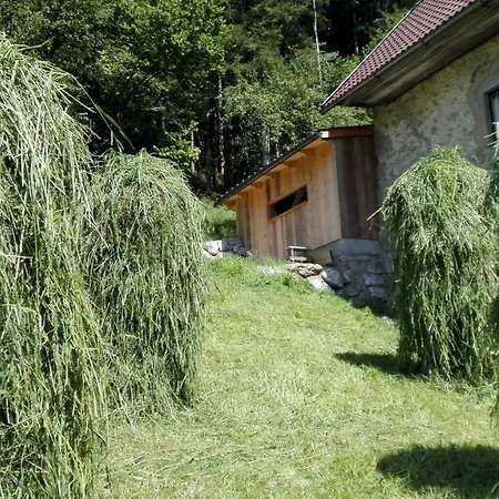 Hirschnest Vakantiehuis *